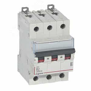 Выключатель автоматический трехполюсный 2А B DX3 6kA/10kA (407555)
