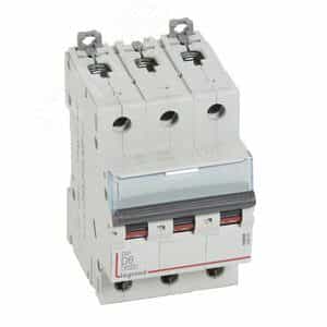 Выключатель автоматический трехполюсный 6А D DX3 6kA/10kA (408085)