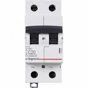 Купить Выключатель автоматический двухполюсный RX3 4,5 кА C 20 А (419698) Выключатель автоматический двухполюсный RX3 4,5 кА C 20 А (419698)