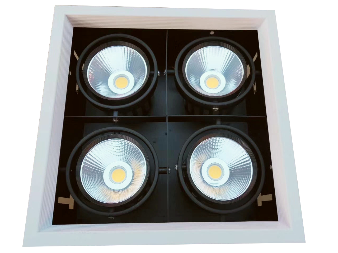 Купить Светильник TRZ32-04-NW-61 Светильник TRZ32-04-NW-61